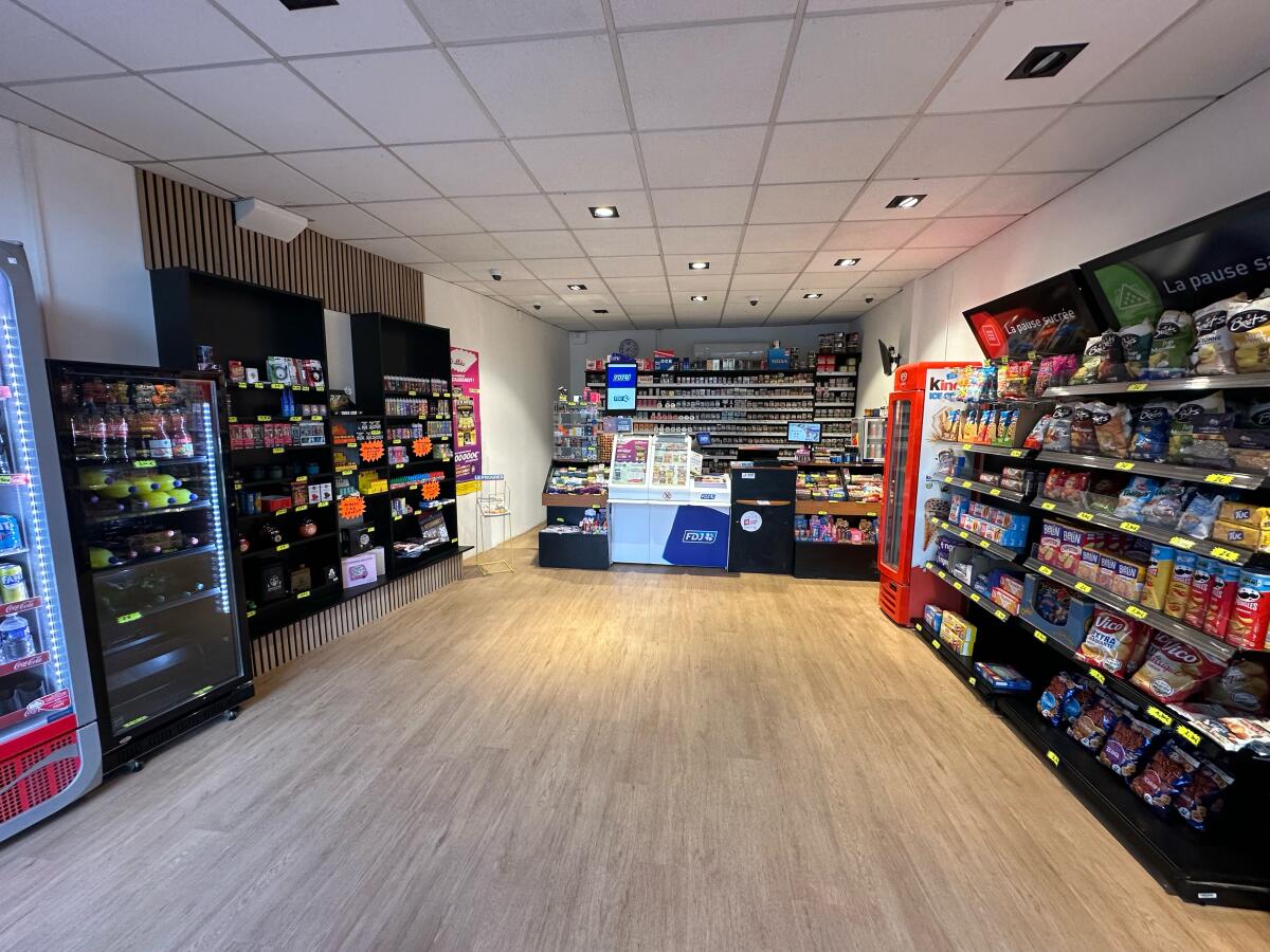 Tabac PCHERIE 7/7 - CBD - VAPE SHOP- CIGARETTES LECTRONIQUES - JEUX - Magasin ecig Lyon 69001 Tabac PCHERIE 7/7 - CBD - VAPE SHOP- CIGARETTES LECTRONIQUES - JEUX - Magasin ecig Lyon 69001